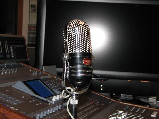 Argonne AR-57 Calrad pill art deco microphone