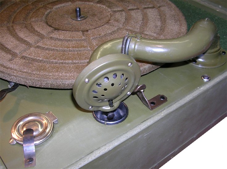 Robert Metzner's Pacific Sound Equipment Company's military transcription turntable in the Museum of Magnetic Sound Recording