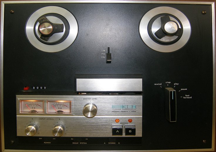 KLH Model 41 reel to reel tape recorder photo in the Museum of Magnetic Sound Recording
