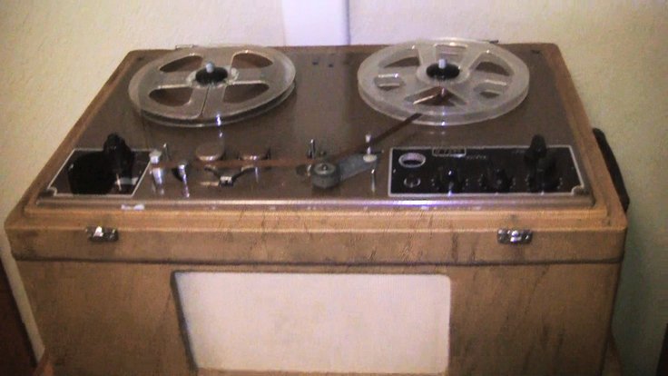 Phantom Productions' Studer ReVox Dynavox T-26 reel tape recorder from 1949 by Willi Studer