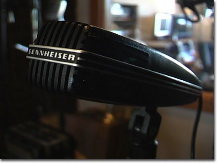 picture of Sennheiser MD412 microphone in Phantom Productions' vintage recording collection