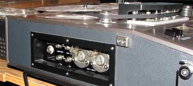 Sony 772 2 track battery 15 ips 7" reel professional portable tape recorder in PPI's vintage recording collection