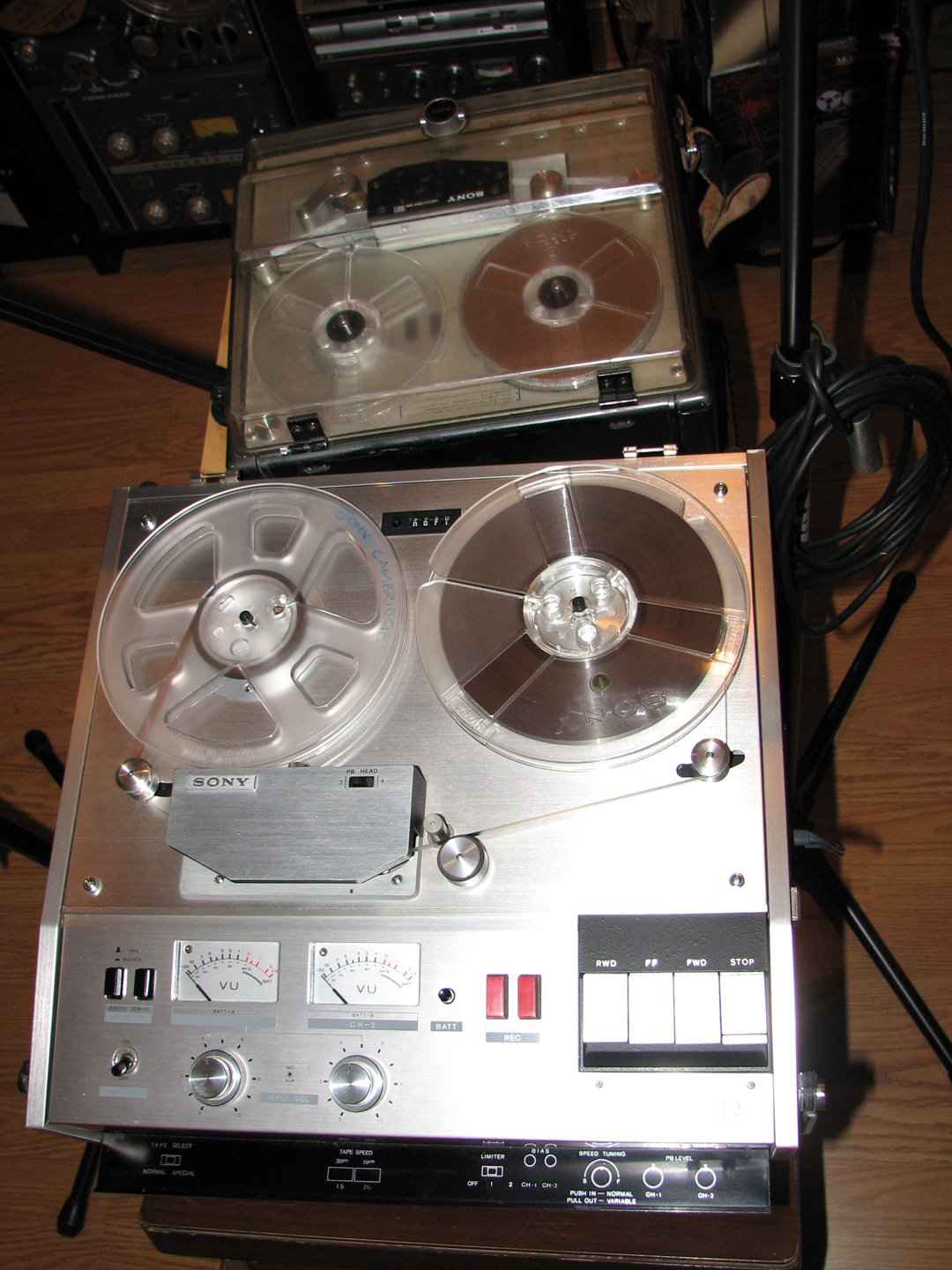 Sony 772 2 track battery 15 ips 7" reel professional portable tape recorder in PPI's vintage recording collection