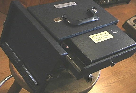 picture of Sony CR-4 wirless microphone system