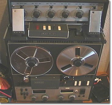picture of Sony F81 mikes with Sony 777 recorder