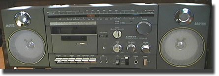 picture of Lloyd's boombox WW0006